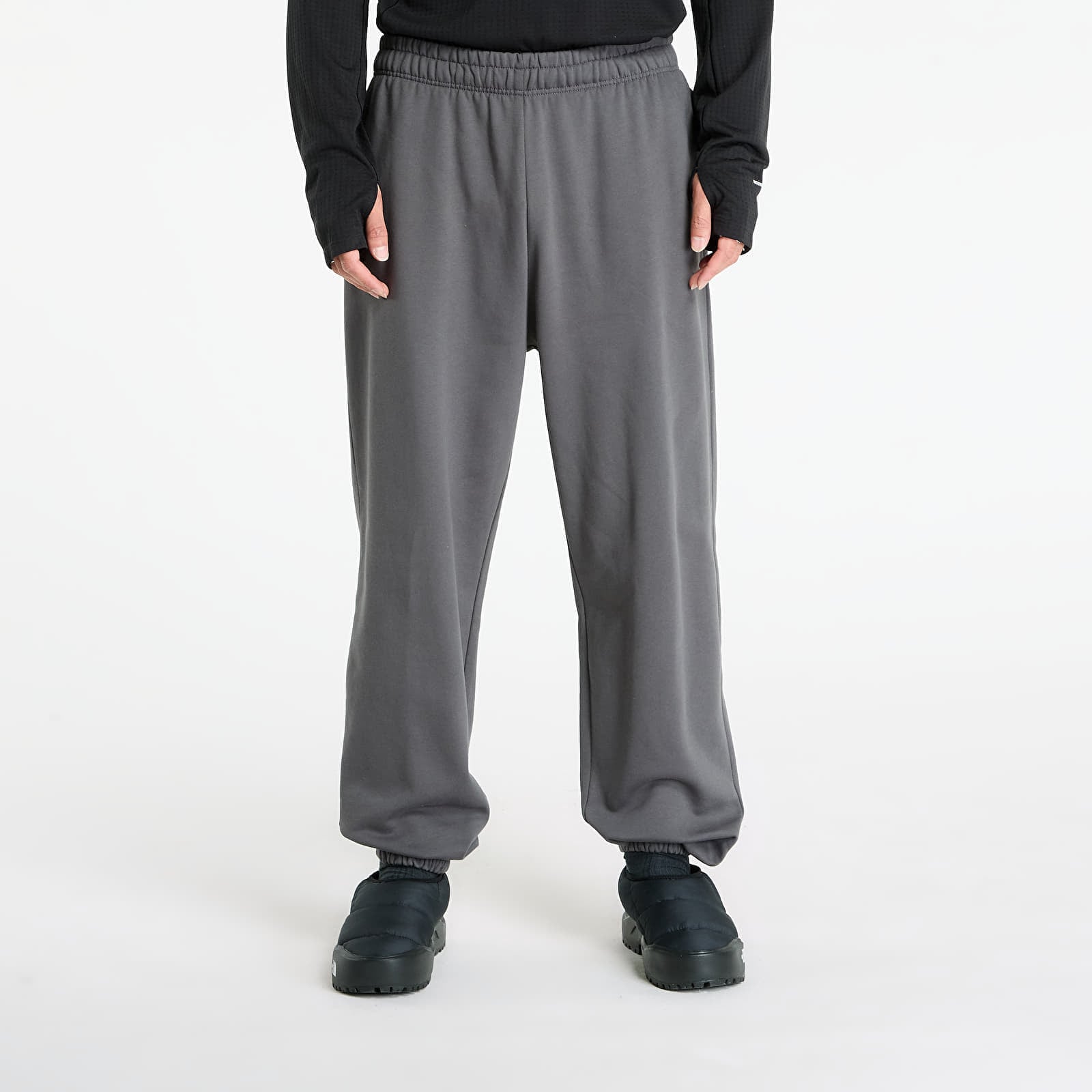 Pantaloni de trening The North Face U Expedition Celebration Relaxed Jogger UNISEX Anthracite Grey L