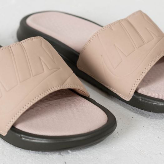 Nike benassi jdi ultra se store