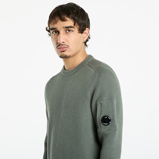 C.P. COMPANY レンズ ニット セーター グレー 54 Sweaters C.P. Company Full Rib Crewneck Lens Sweater Gunmetal Grey