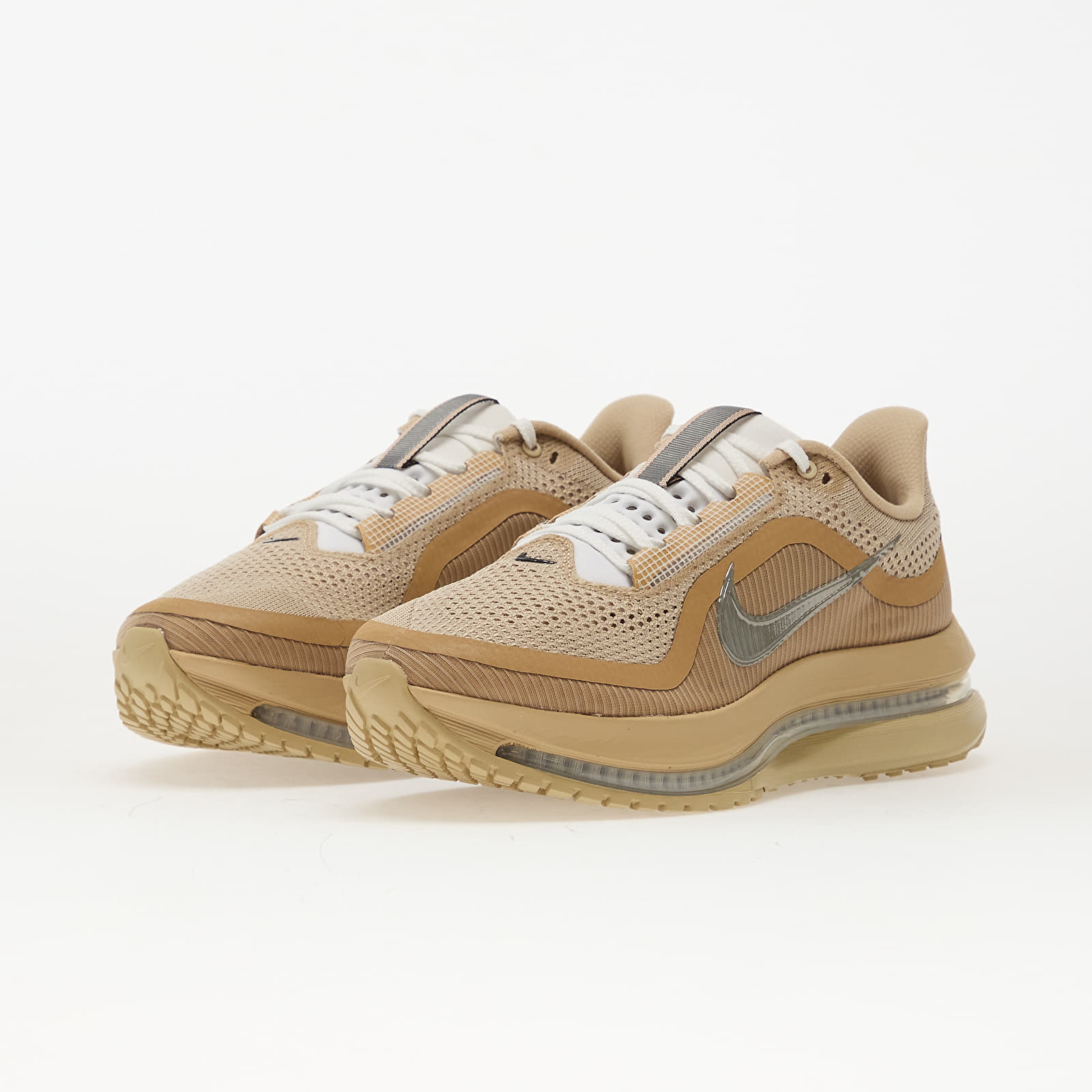 Moški čevlji Nike Pegasus Premium Sp Mushroom/ Metallic Silver-White