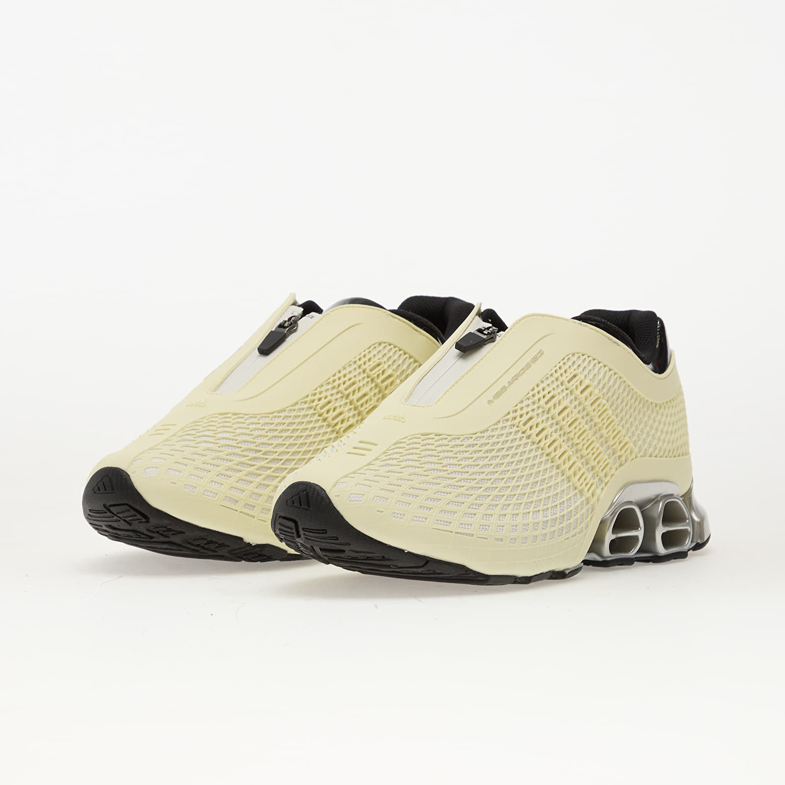 Мъжки кецове и обувки adidas Megaride S2 Off White/ Core Black/ Metallic Silver