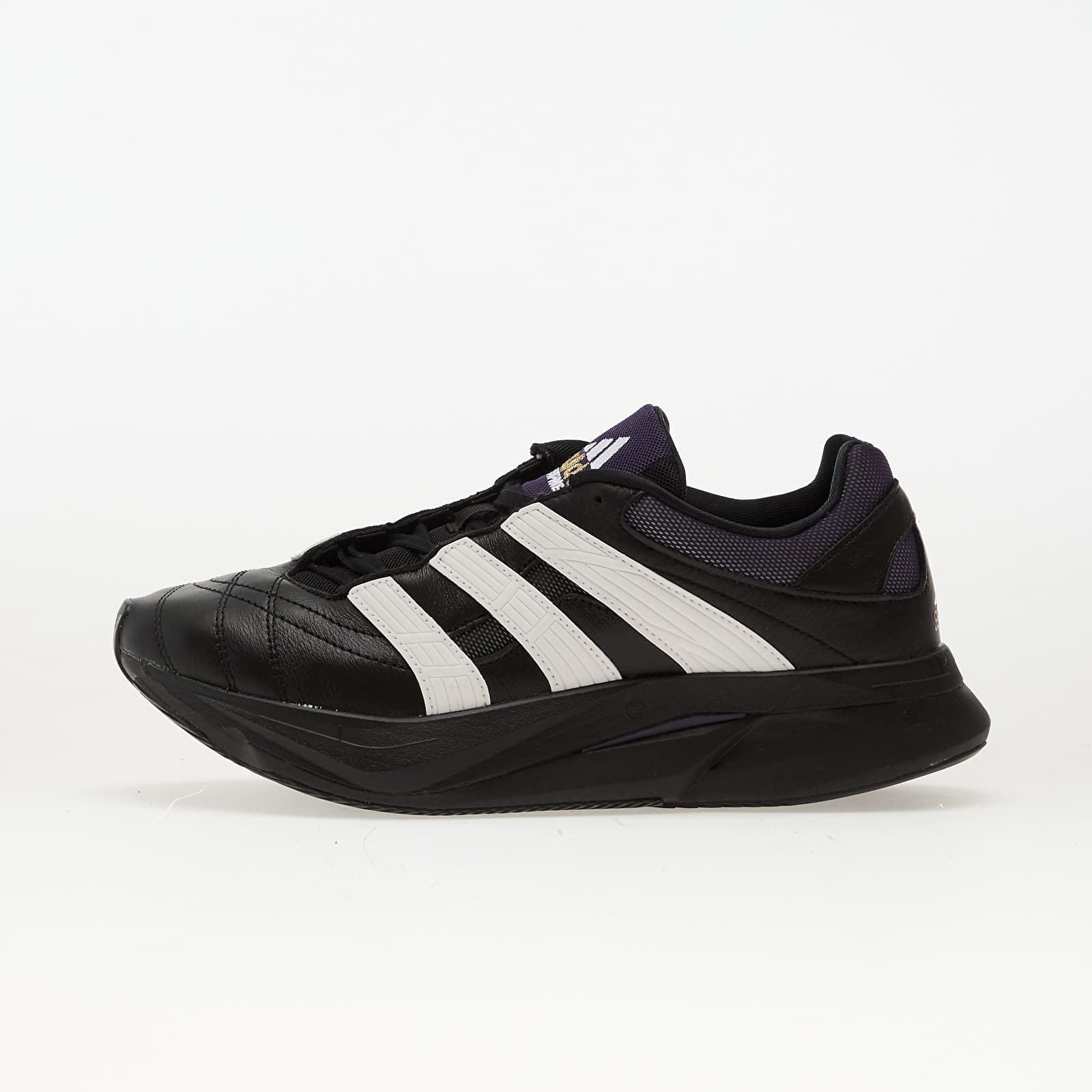 Moški čevlji adidas Equipment Predator Run Core Black/ Ftw White/ Aura Plum