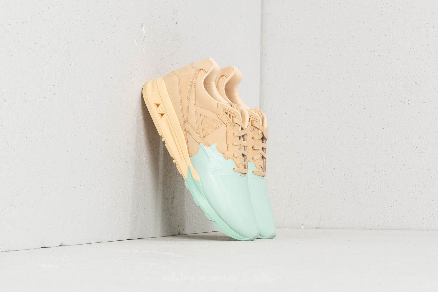 Le coq sportif lcs r800 beige hotsell