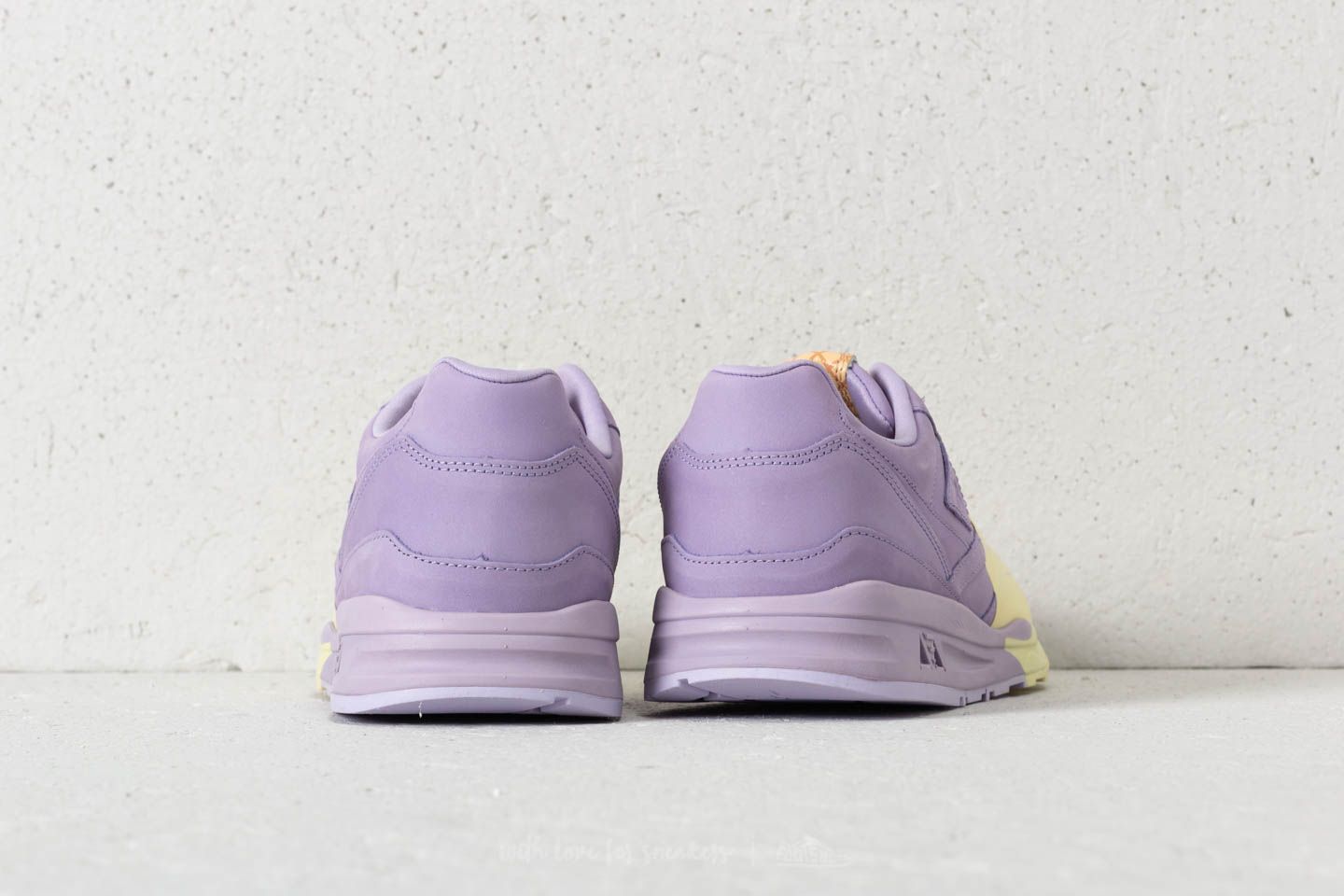 Мъжки кецове и обувки le coq sportif LCS R800 S Nubuck Orchid Tint/ Wax Yellow