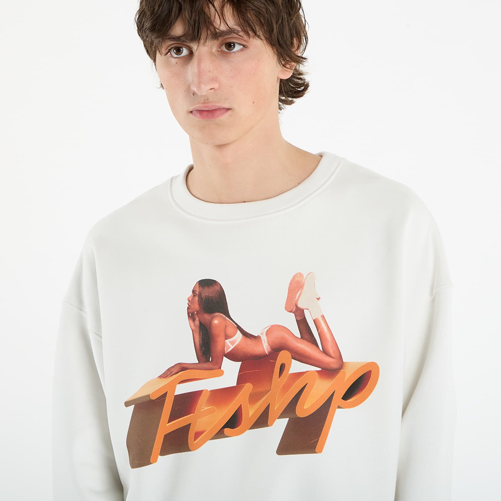 Hupparit ja collegepaidat Playboy x FTSHP Crewneck UNISEX Off White