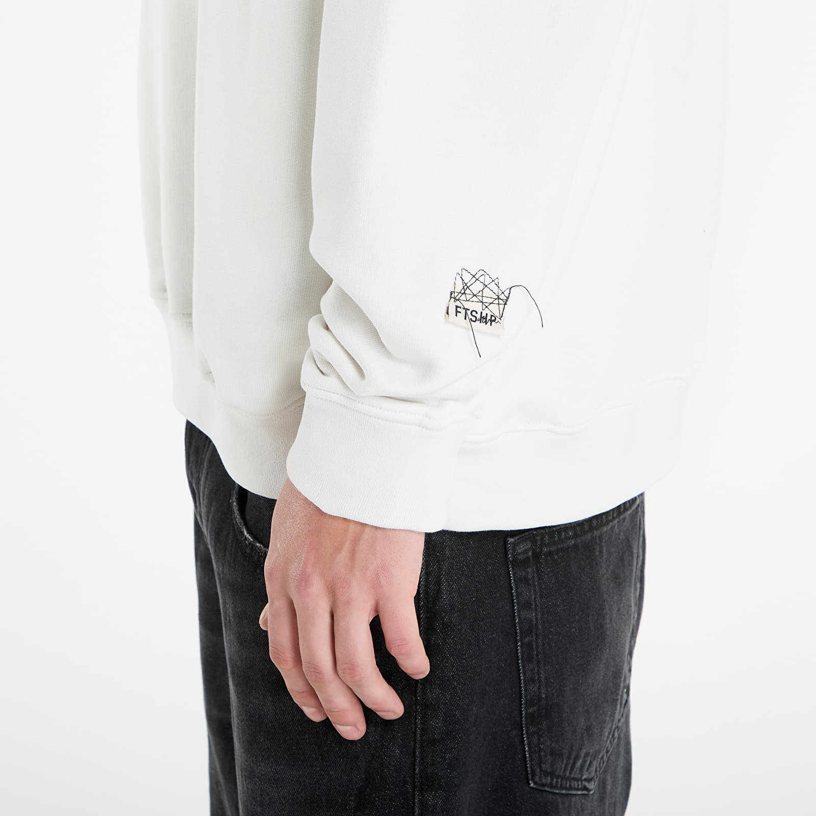 Hupparit ja collegepaidat Playboy x FTSHP Crewneck UNISEX Off White