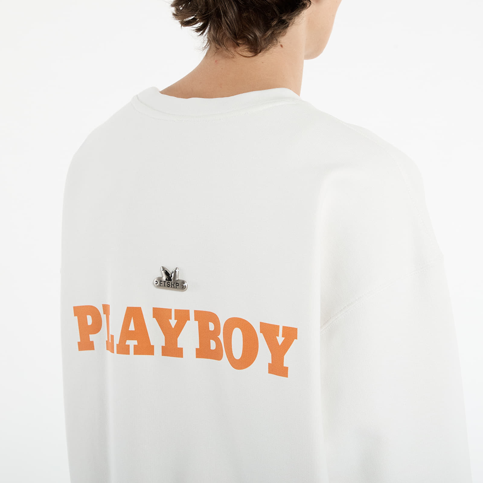 Hupparit ja collegepaidat Playboy x FTSHP Crewneck UNISEX Off White
