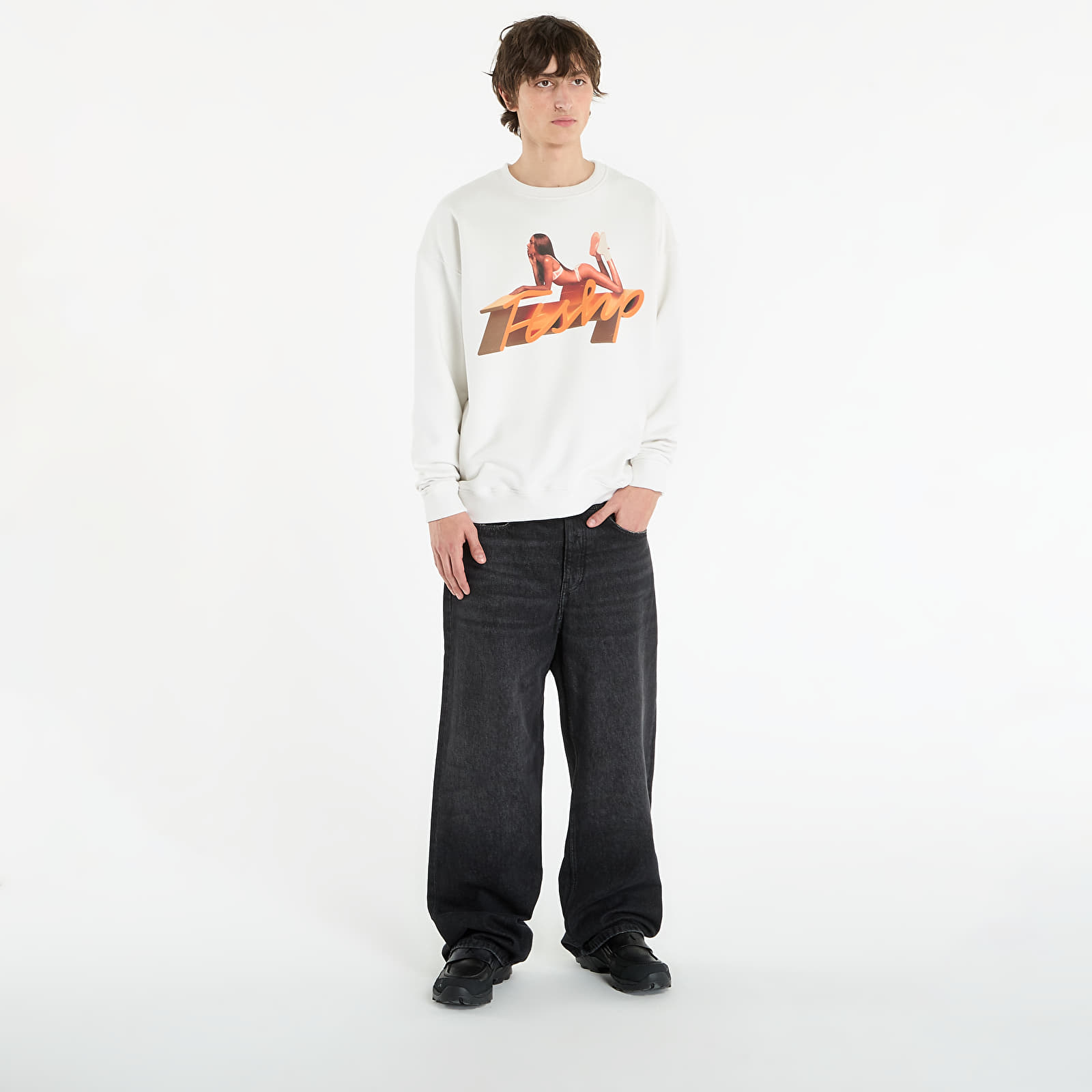 Hupparit ja collegepaidat Playboy x FTSHP Crewneck UNISEX Off White