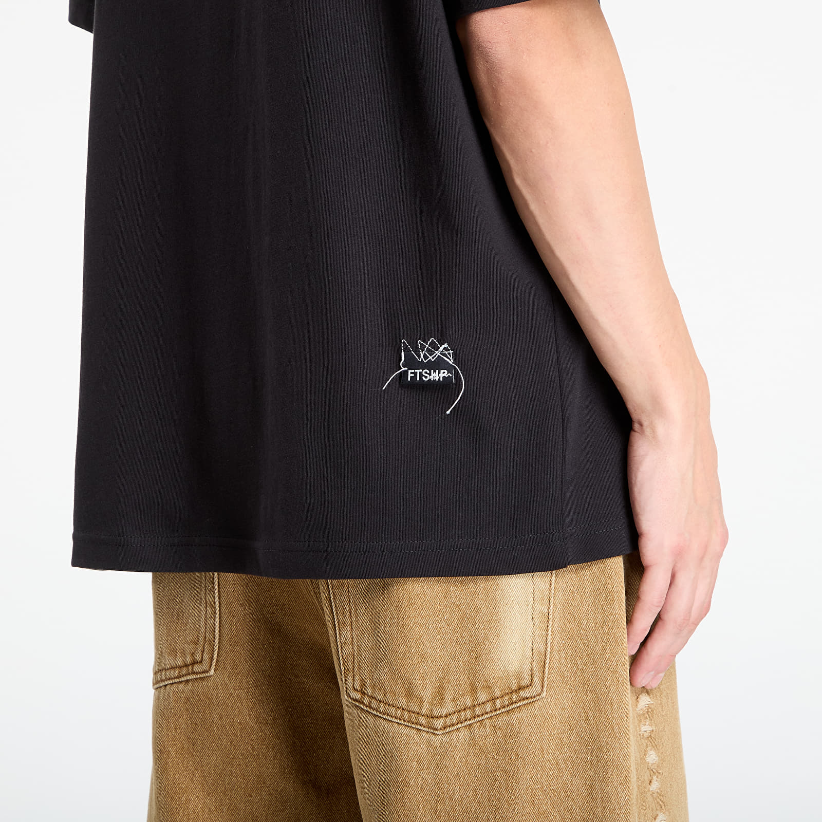 T-paidat Playboy x FTSHP Cover Tee 1973/7 UNISEX Black