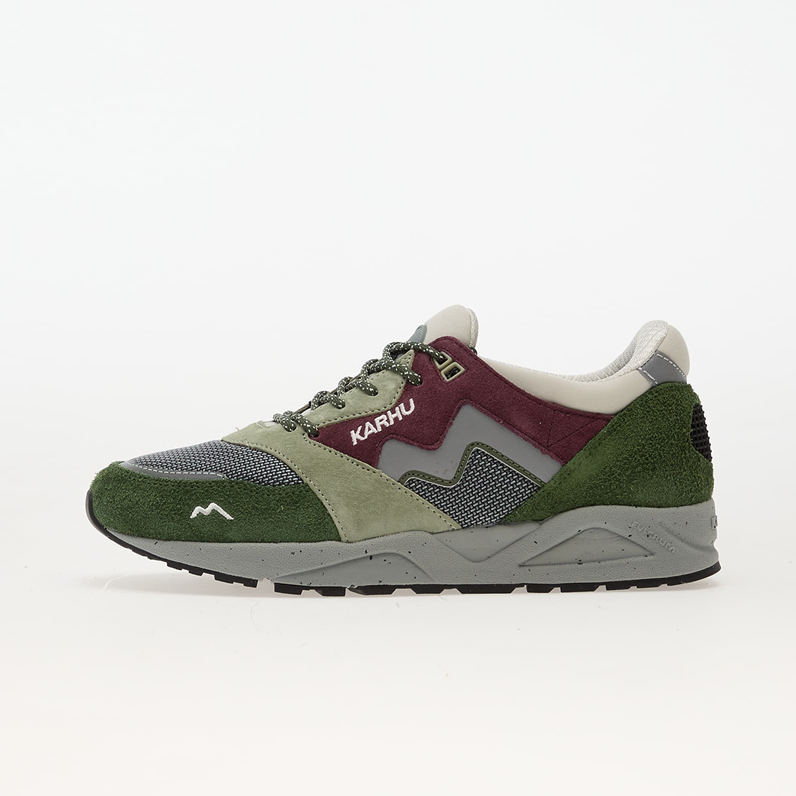 Levně Tenisky Karhu Aria 95 Bronze Green/ Fig