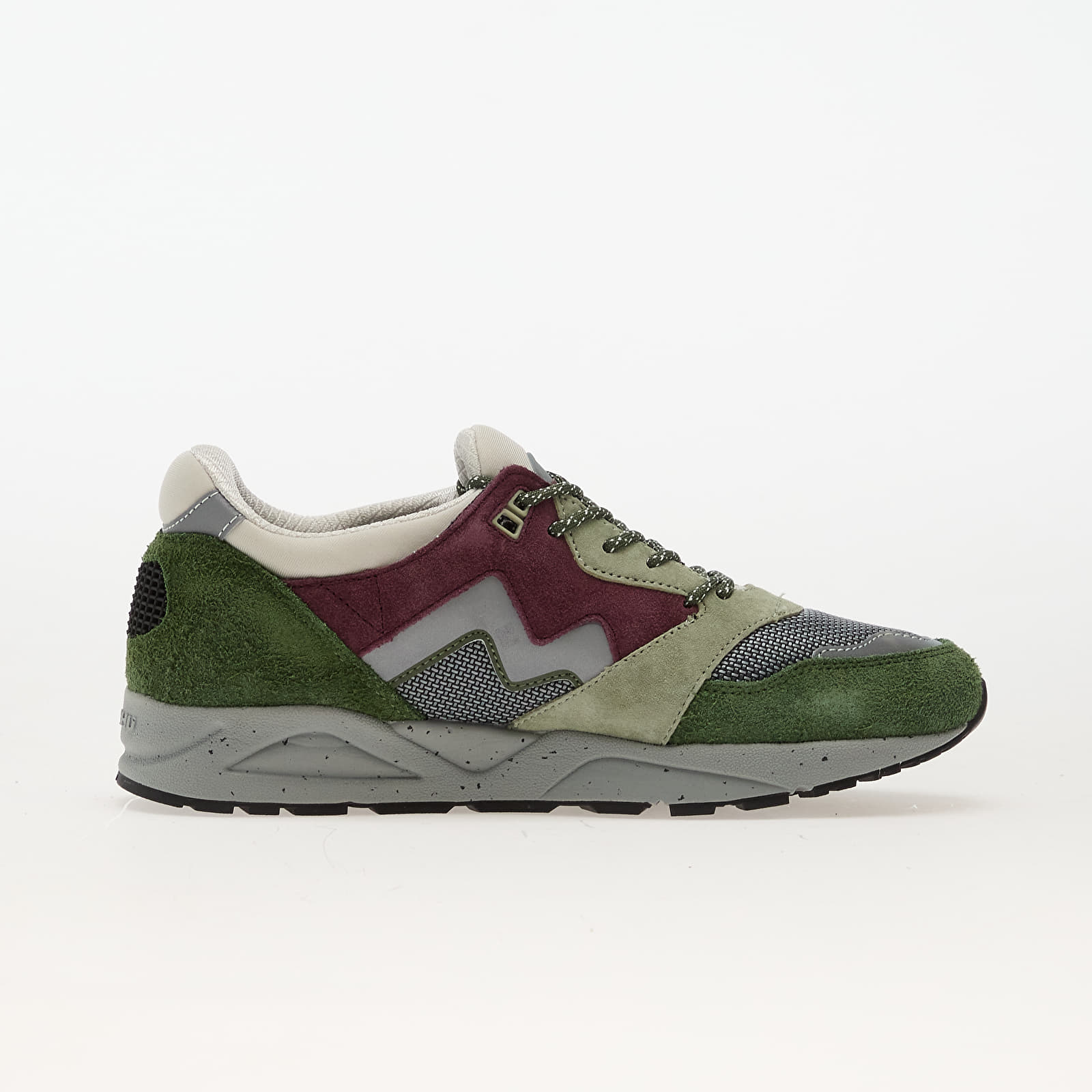 Men's shoes Karhu Aria 95 Bronze Green/ Fig