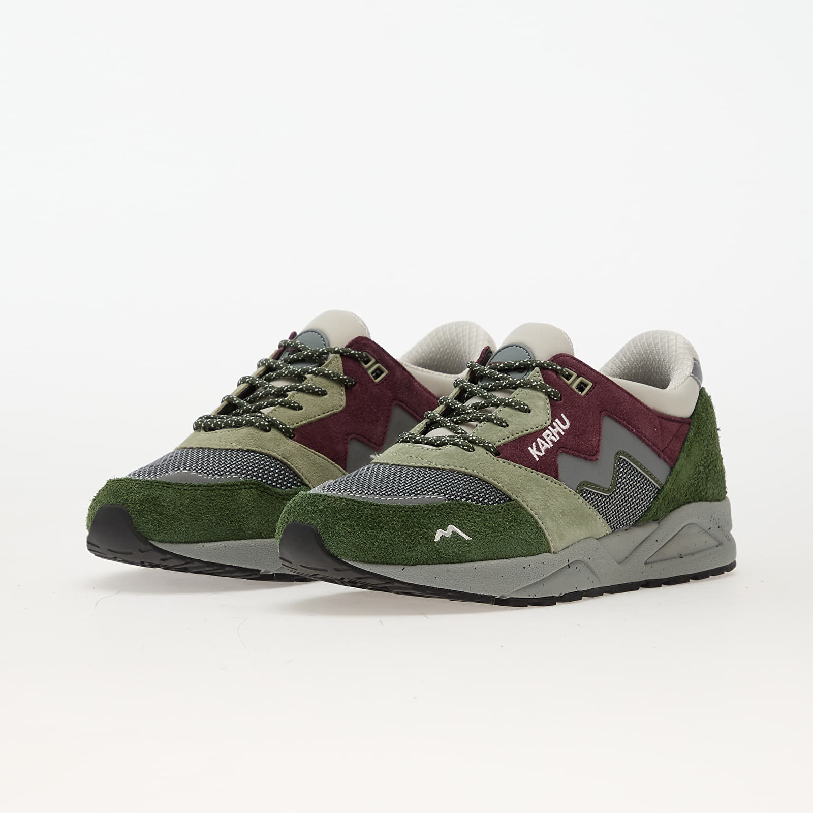Men's shoes Karhu Aria 95 Bronze Green/ Fig