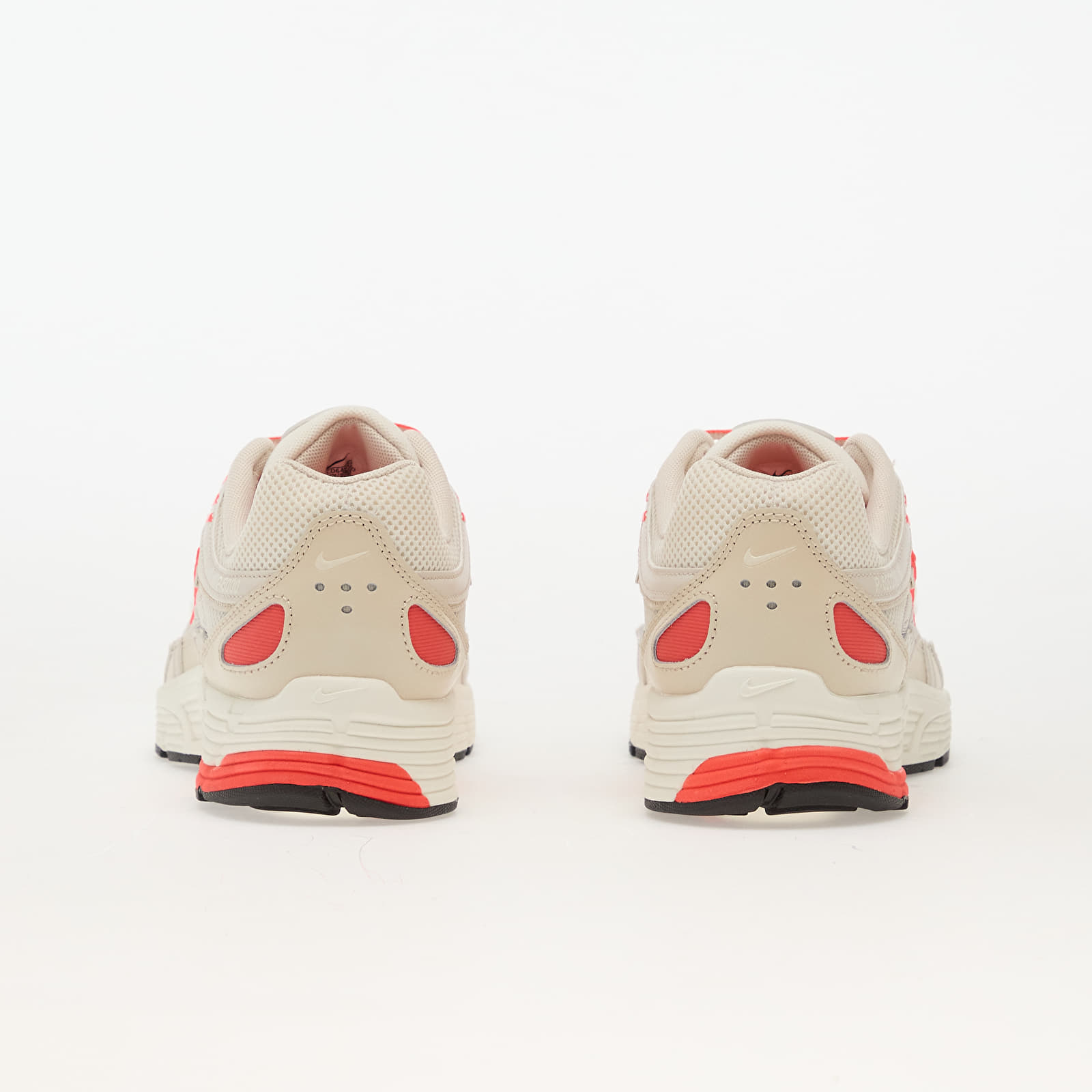 Moški čevlji Nike P-6000 Brt Crimson/ Soft Pearl-Lt Orewood Brn-Black-Mtlc Silver-Brt Crimson