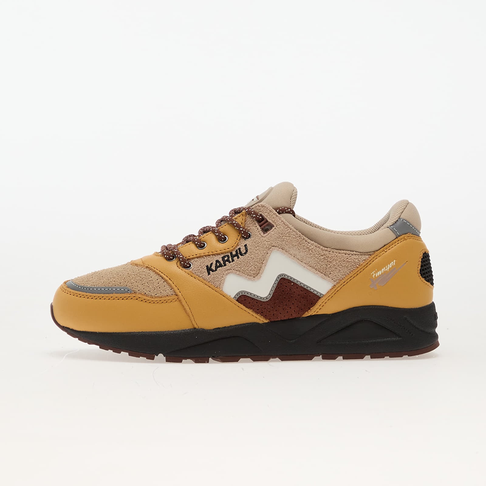 Levně Tenisky Karhu Aria 95 Oak Buff/ White