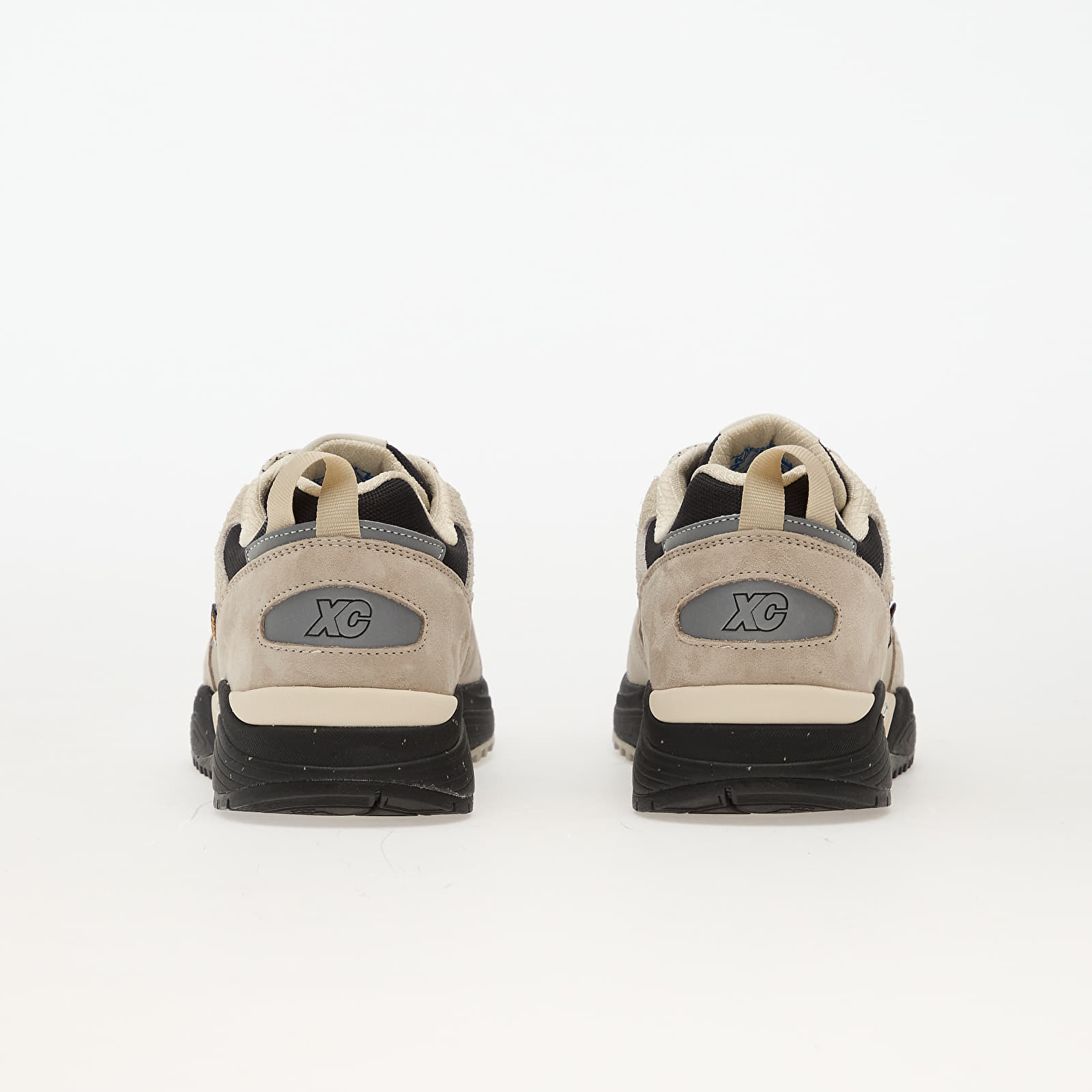 Miesten kengät Karhu Fusion XC WP Silver Lining/ Silver Lining