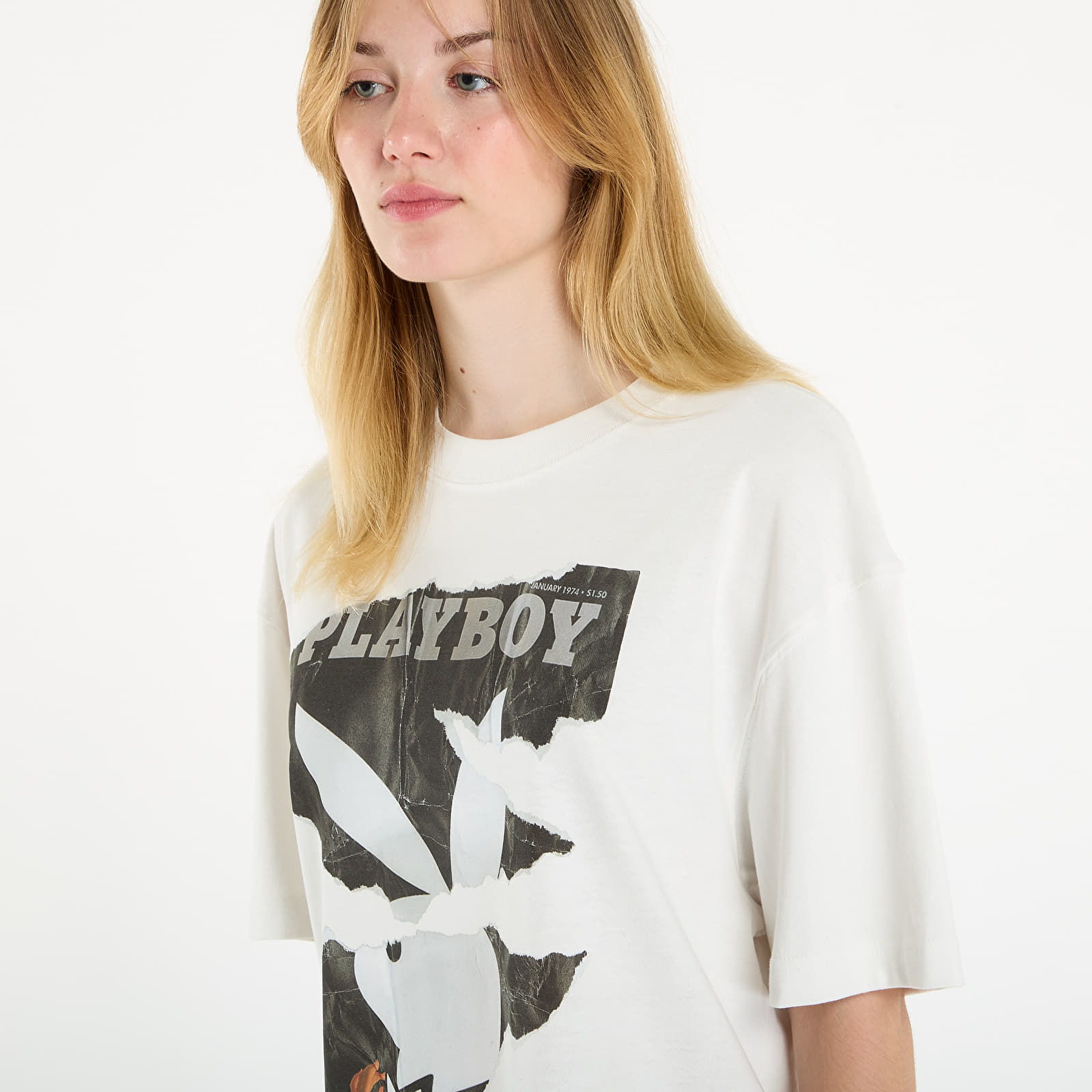 T-paidat Playboy x FTSHP Cover Tee 1974/1 UNISEX Off-White