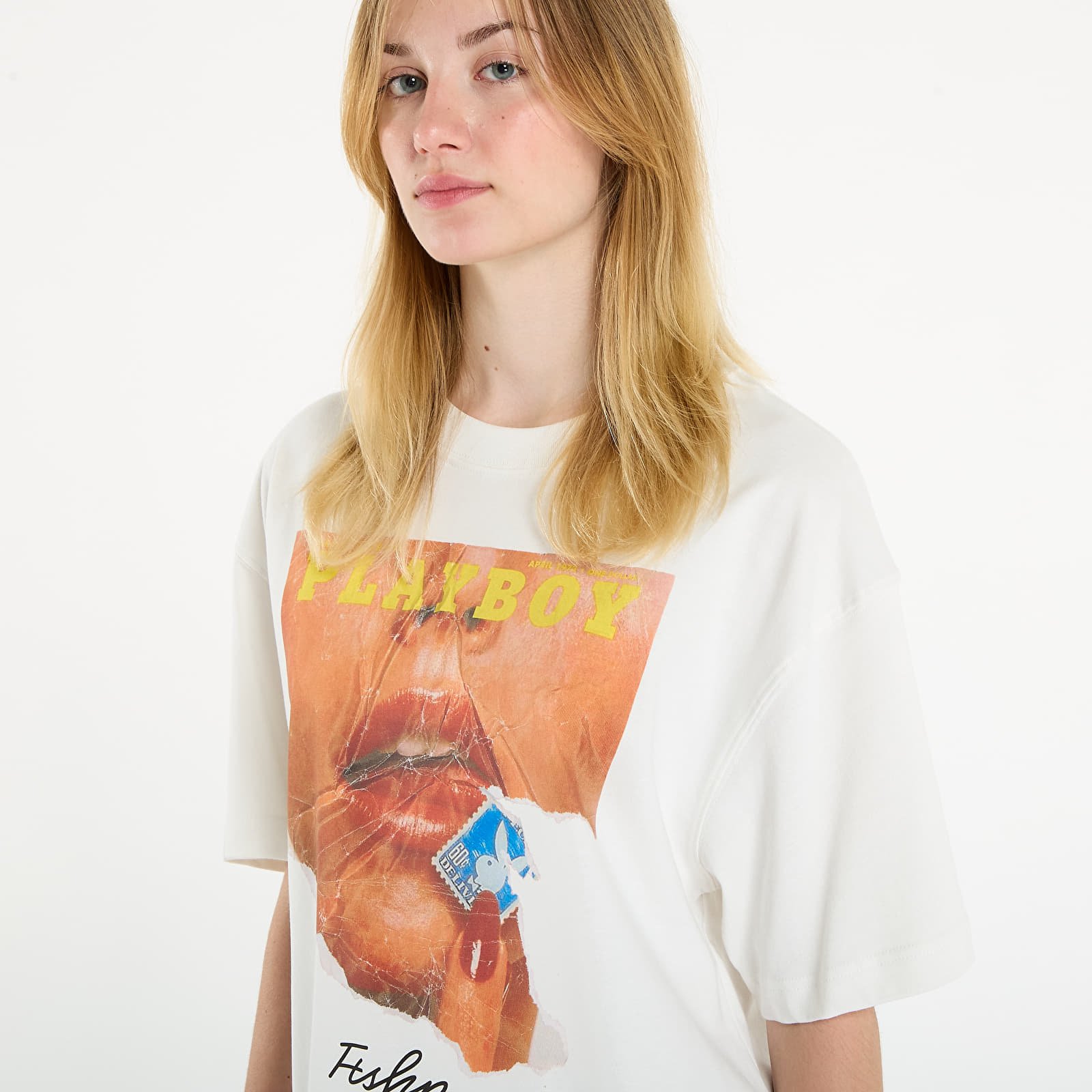 T-paidat Playboy x FTSHP Cover Tee 1973/4 UNISEX Off-White