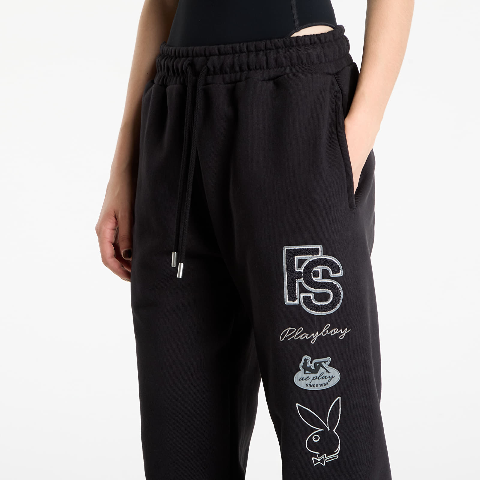 Trenirka hlače  Playboy x FTSHP Varsity Sweatpants UNISEX Black