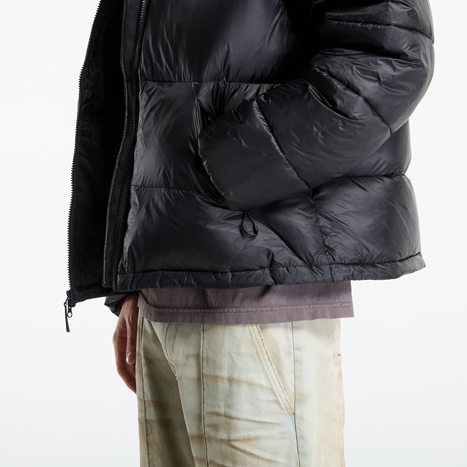 Miesten takit OBEY Stratus Puffer Jacket Black