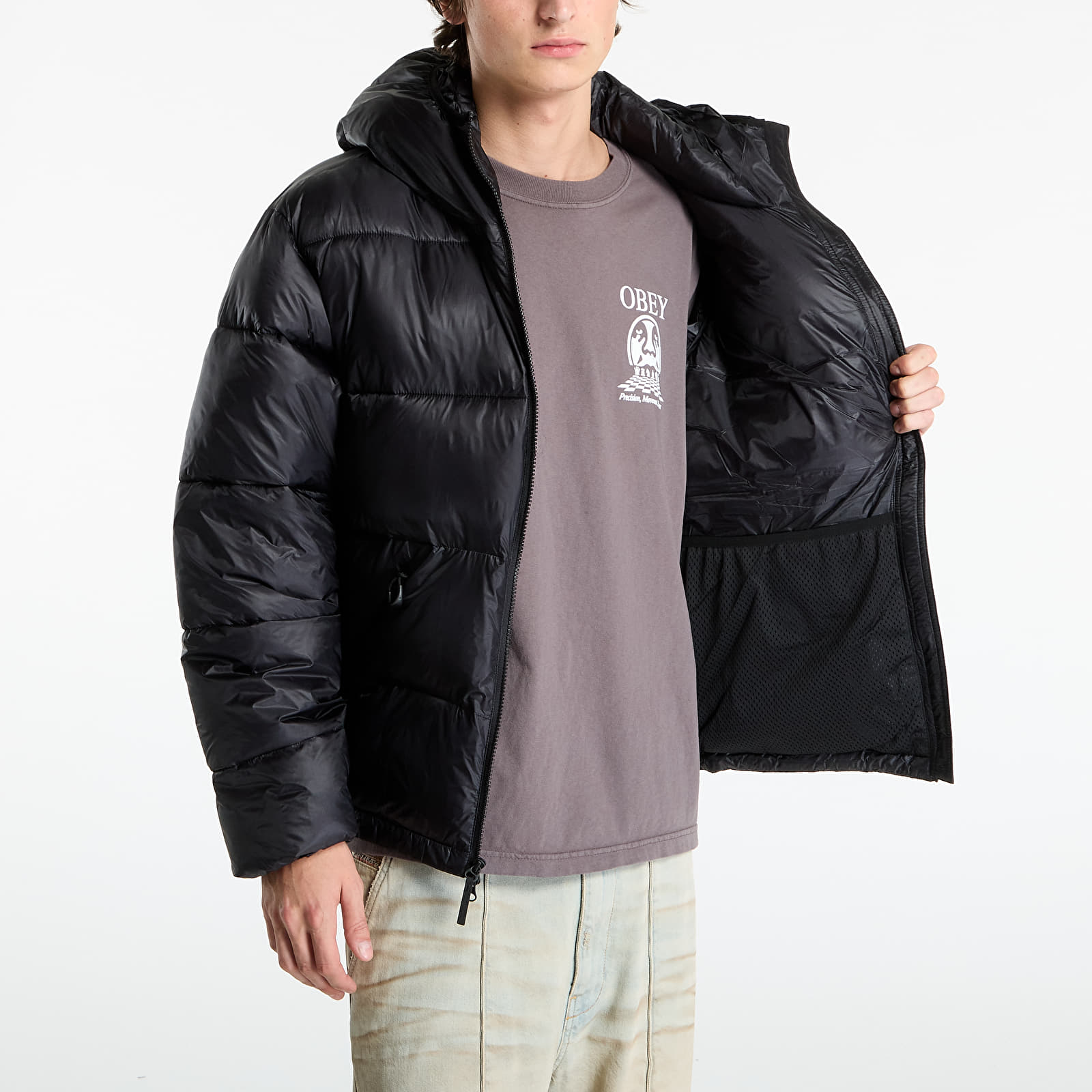 Miesten takit OBEY Stratus Puffer Jacket Black
