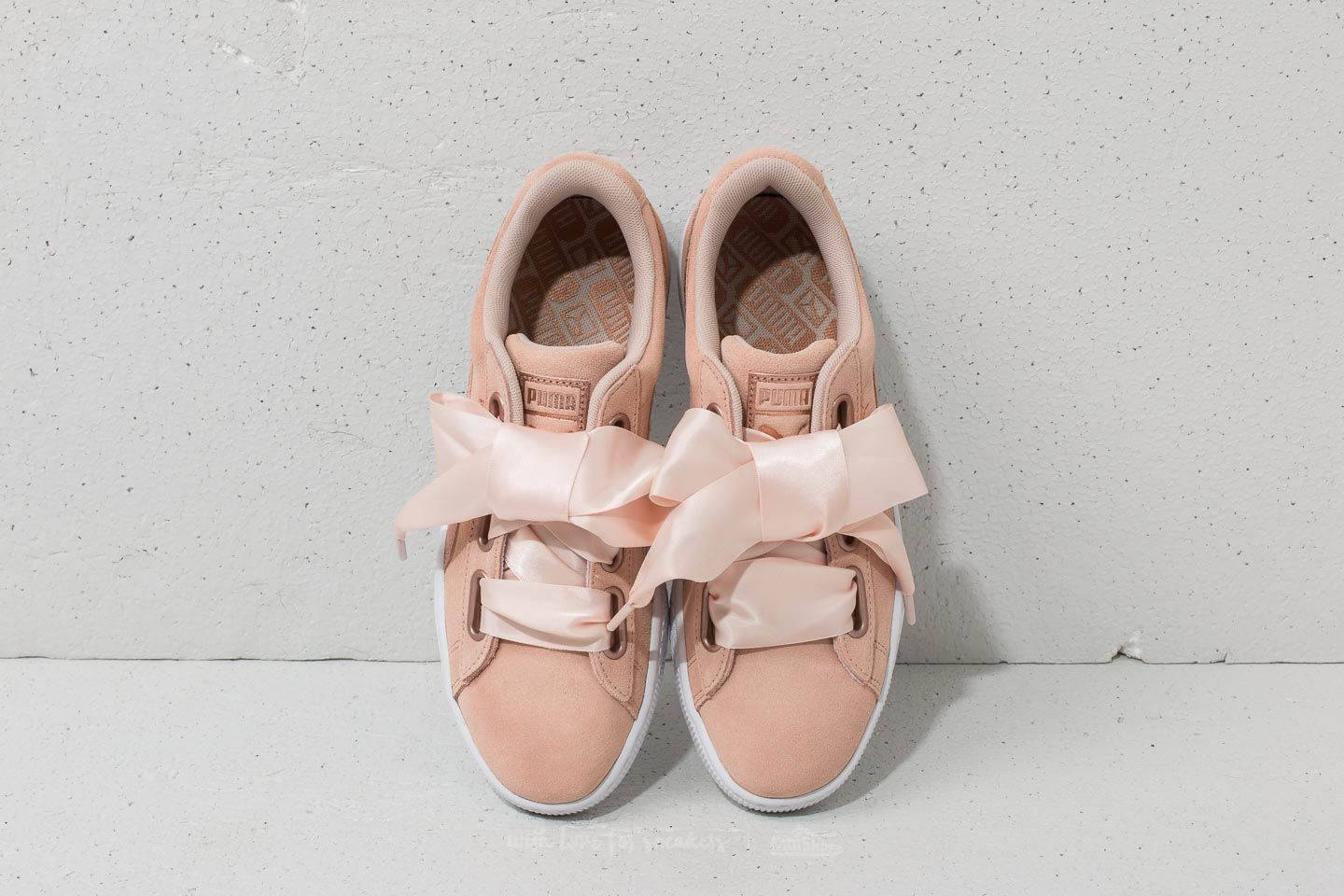 Puma suede heart lunalux hot sale