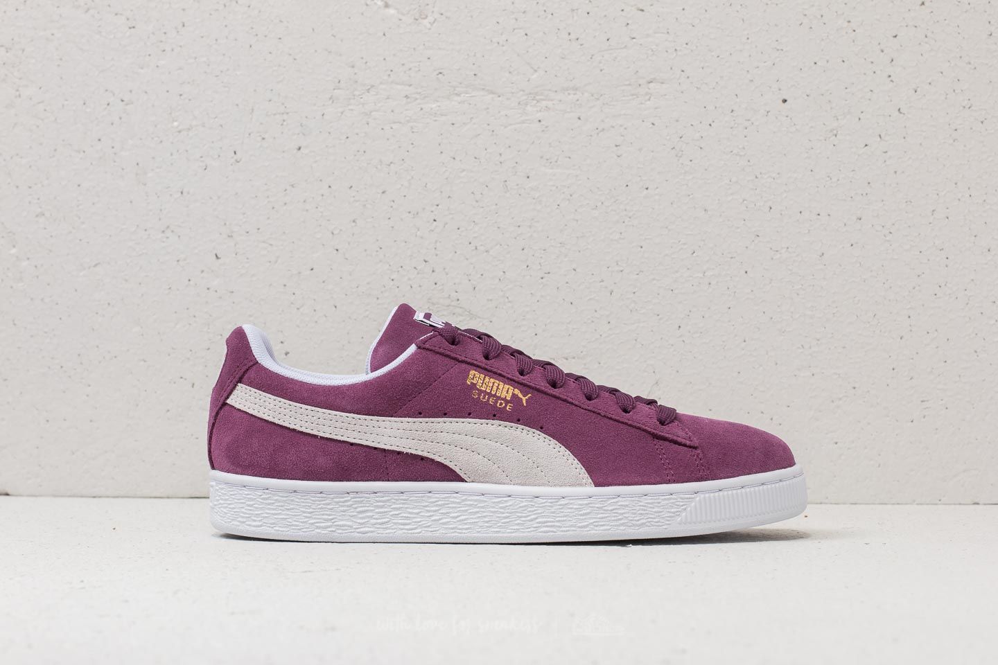 Men s shoes Puma Suede Classic Grape Kiss Puma White Footshop