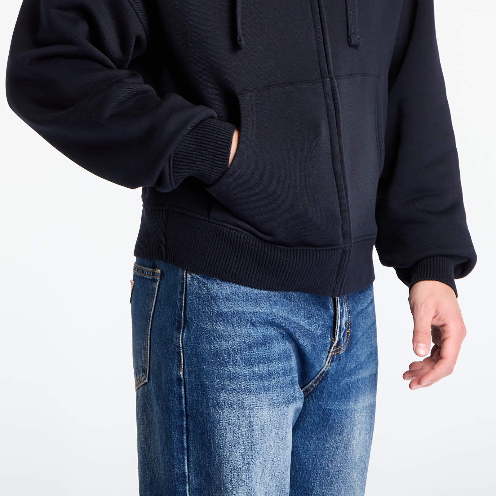Miesten hupparit Daily Paper Boxy Zip Up Hoodie Black