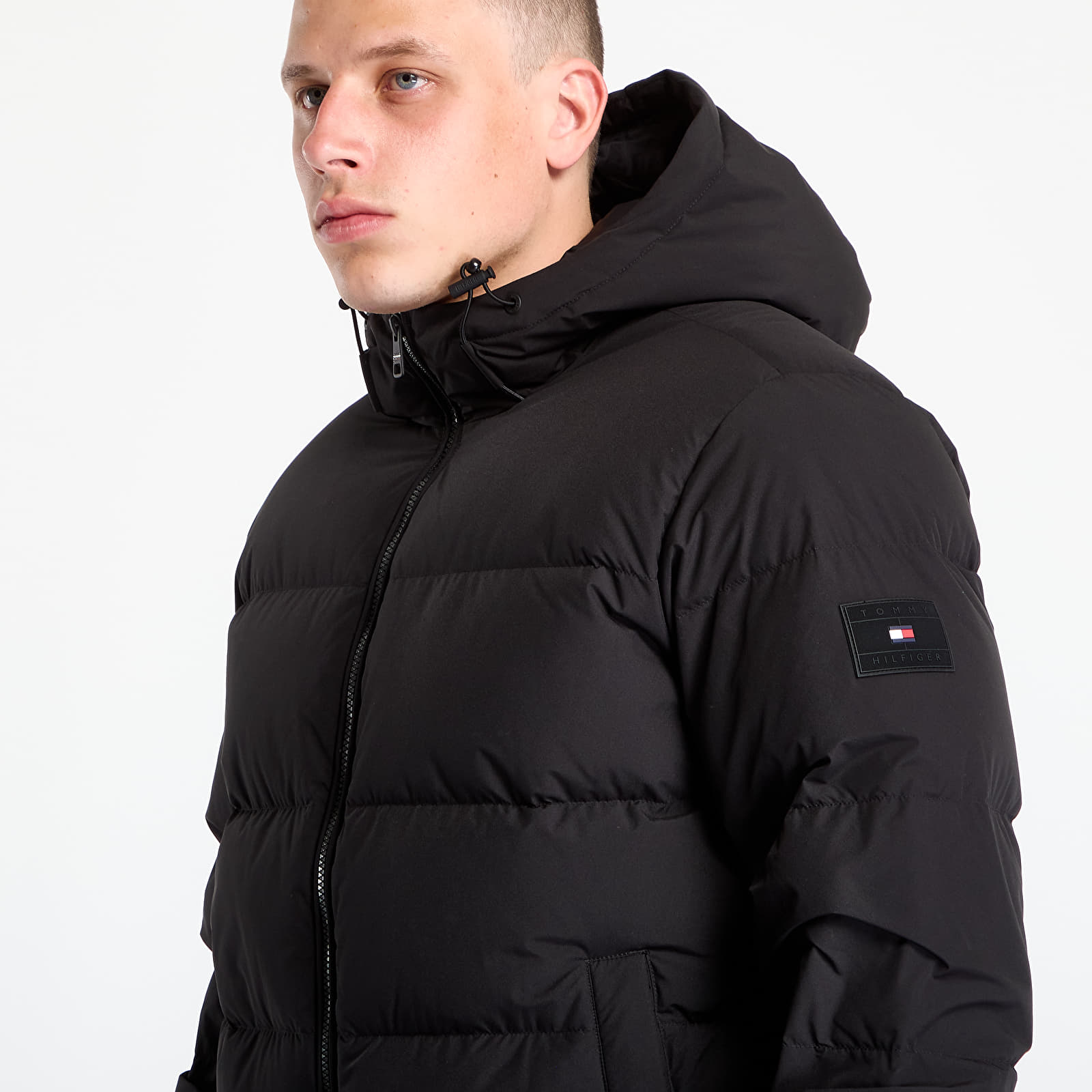 Meeste jakid Tommy Hilfiger Down Hooded Puffer Jacket Black