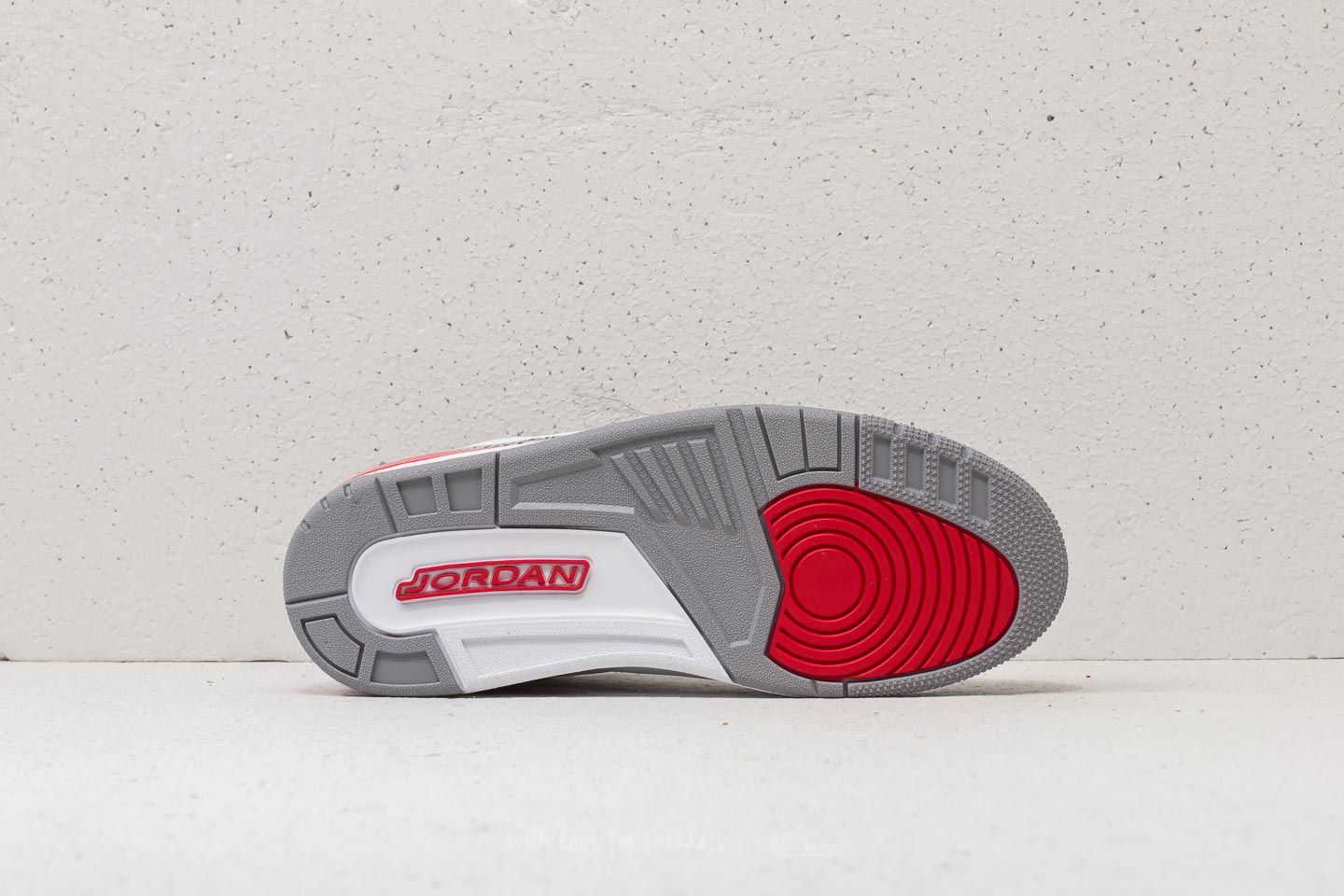 Zapatillas Hombre Air Jordan 3 Retro "Katrina" White/ Fire Red/ Cement Grey