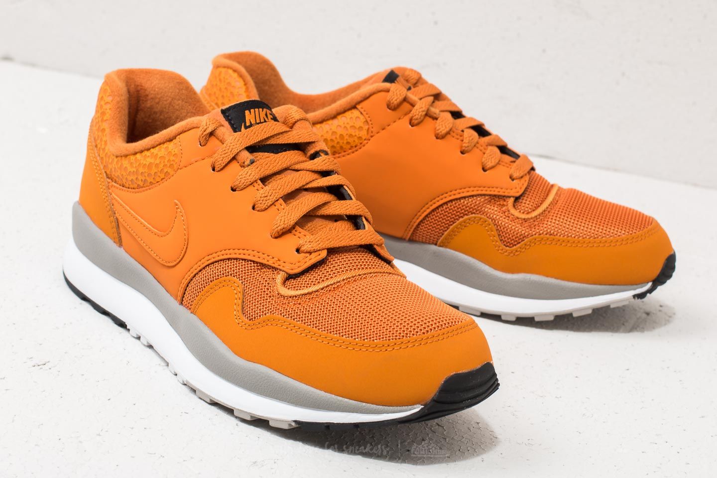 Men s shoes Nike Air Safari Monarch Monarch Cobblestone Footshop