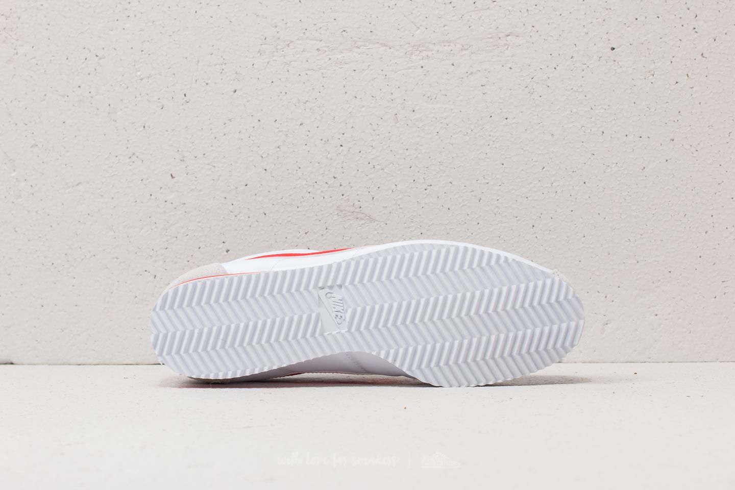 Men s shoes Nike Classic Cortez Nylon White Habanero Red Footshop