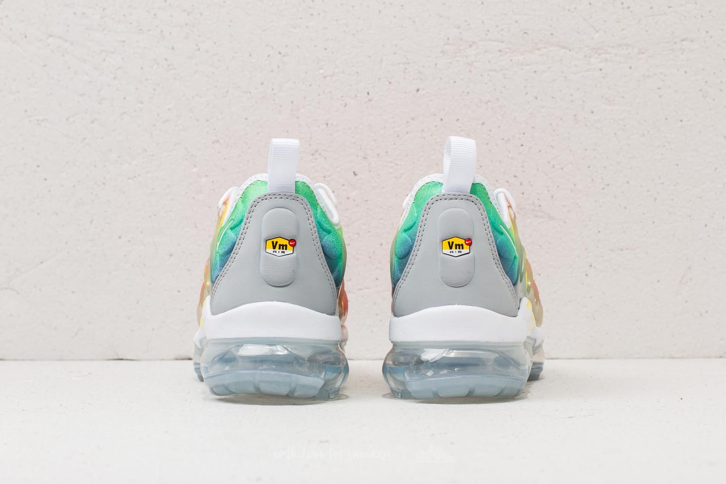 Nike vapormax plus neptune green store