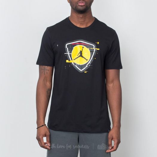 T-shirts Jordan Sportswear Last Shot Tee Black/ Tour Yellow