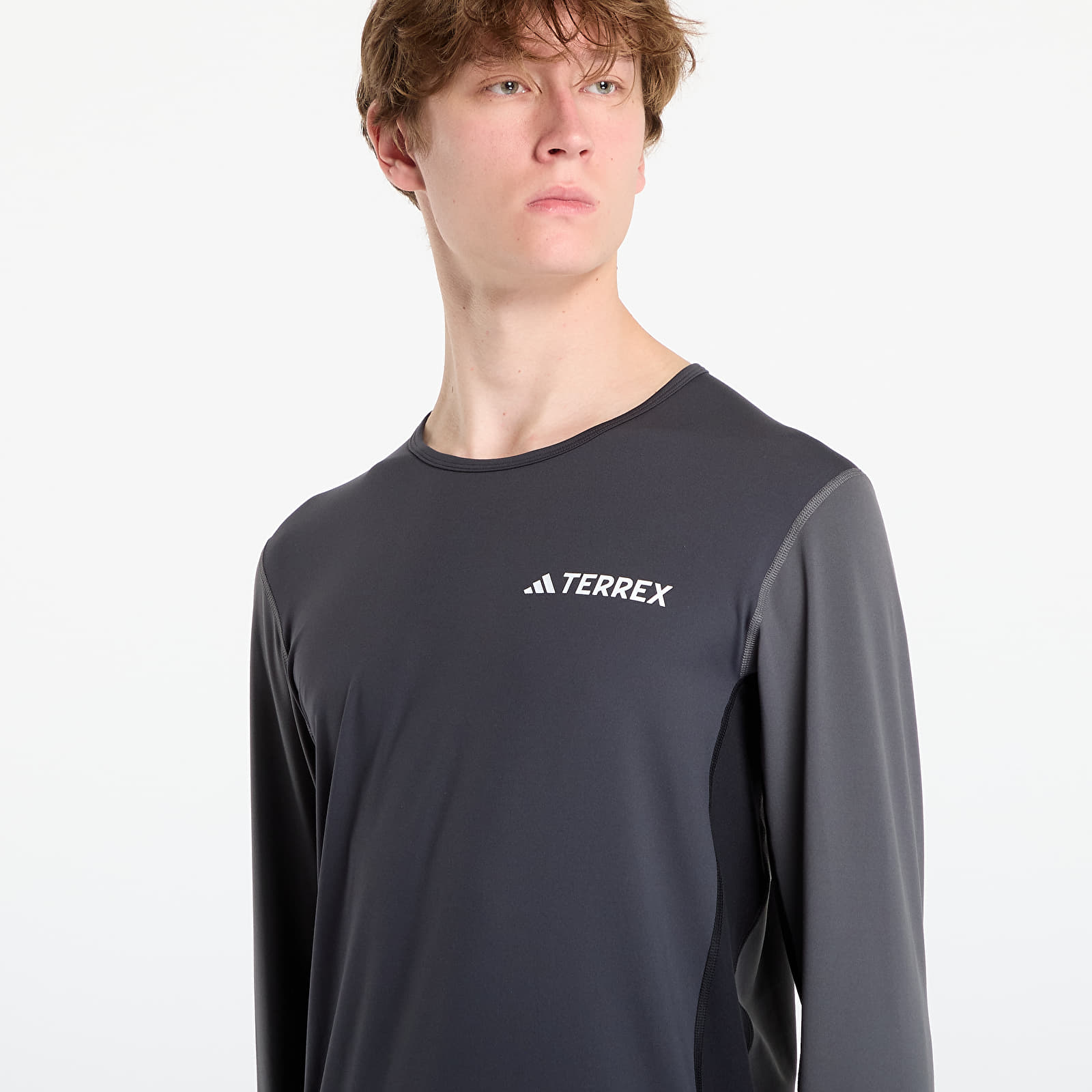 Majice T-shirt adidas Terrex Multi Synthetic Base Layer Long Sleeve Carbon