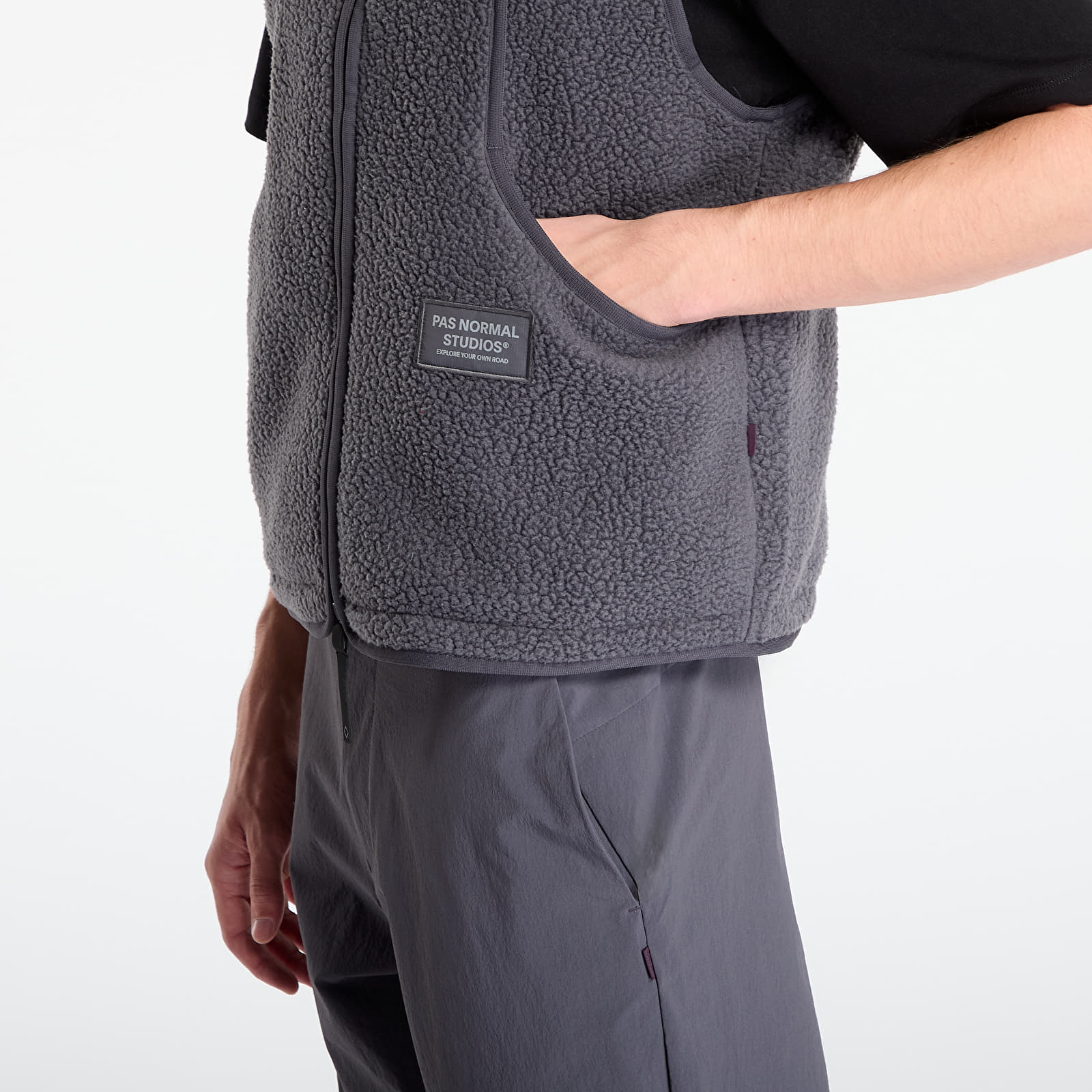 Moški jopiči Pas Normal Studios Off-Race Pile Fleece Vest Steel