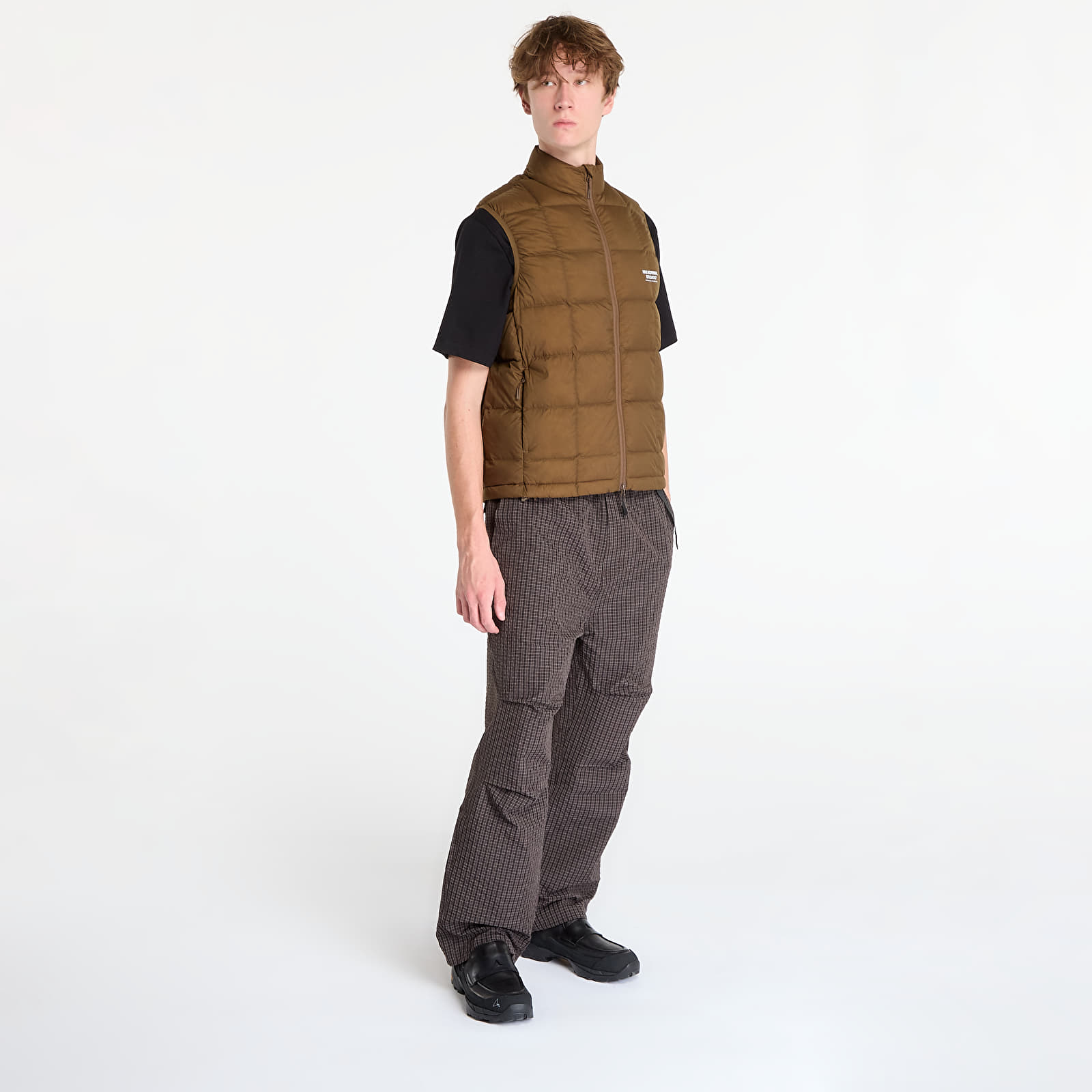 Мъжки жилетки Pas Normal Studios Off-Race Down Vest Army Brown