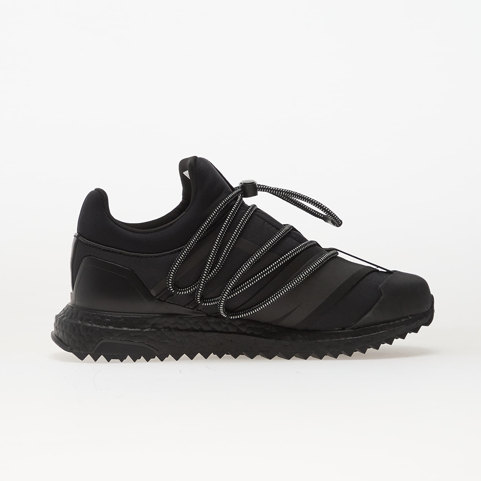 Мъжки кецове и обувки adidas x Moon Boot Ub Core Black/ Blkref/ Selure