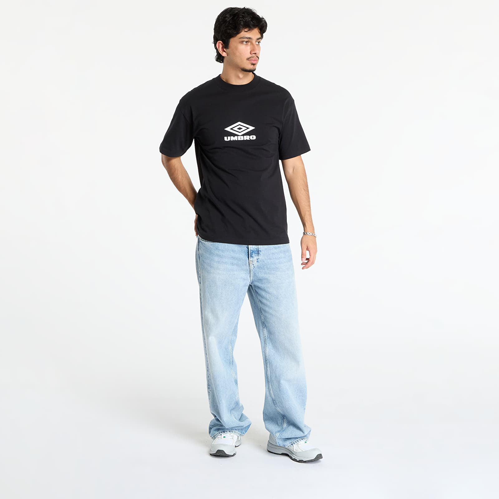 T-shirts Umbro Basic T-Shirt Black