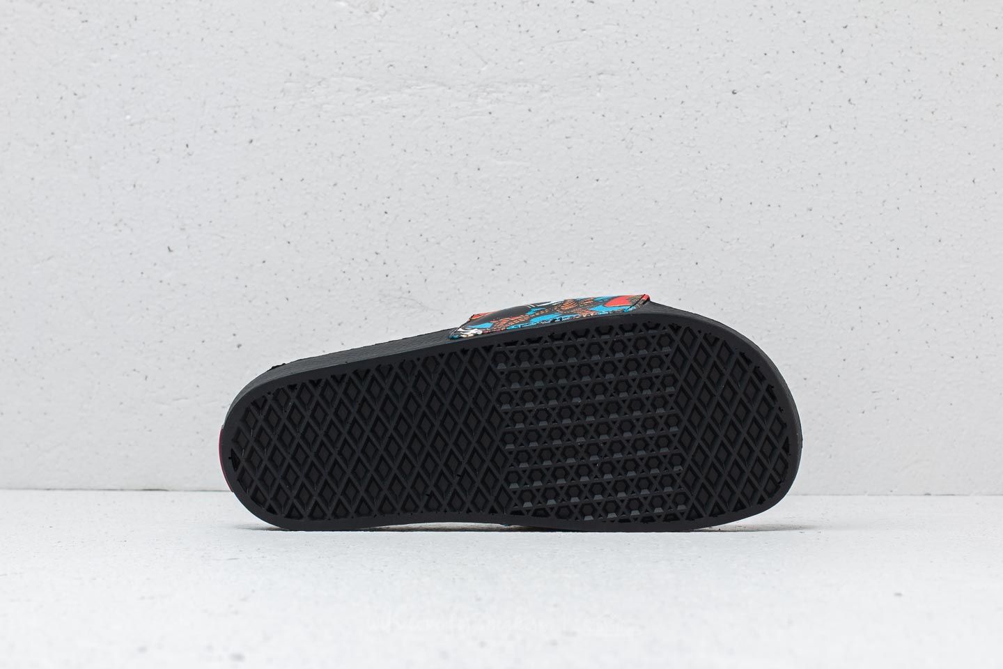 Men s shoes Vans Slide On Marvel Spider Man Black Footshop