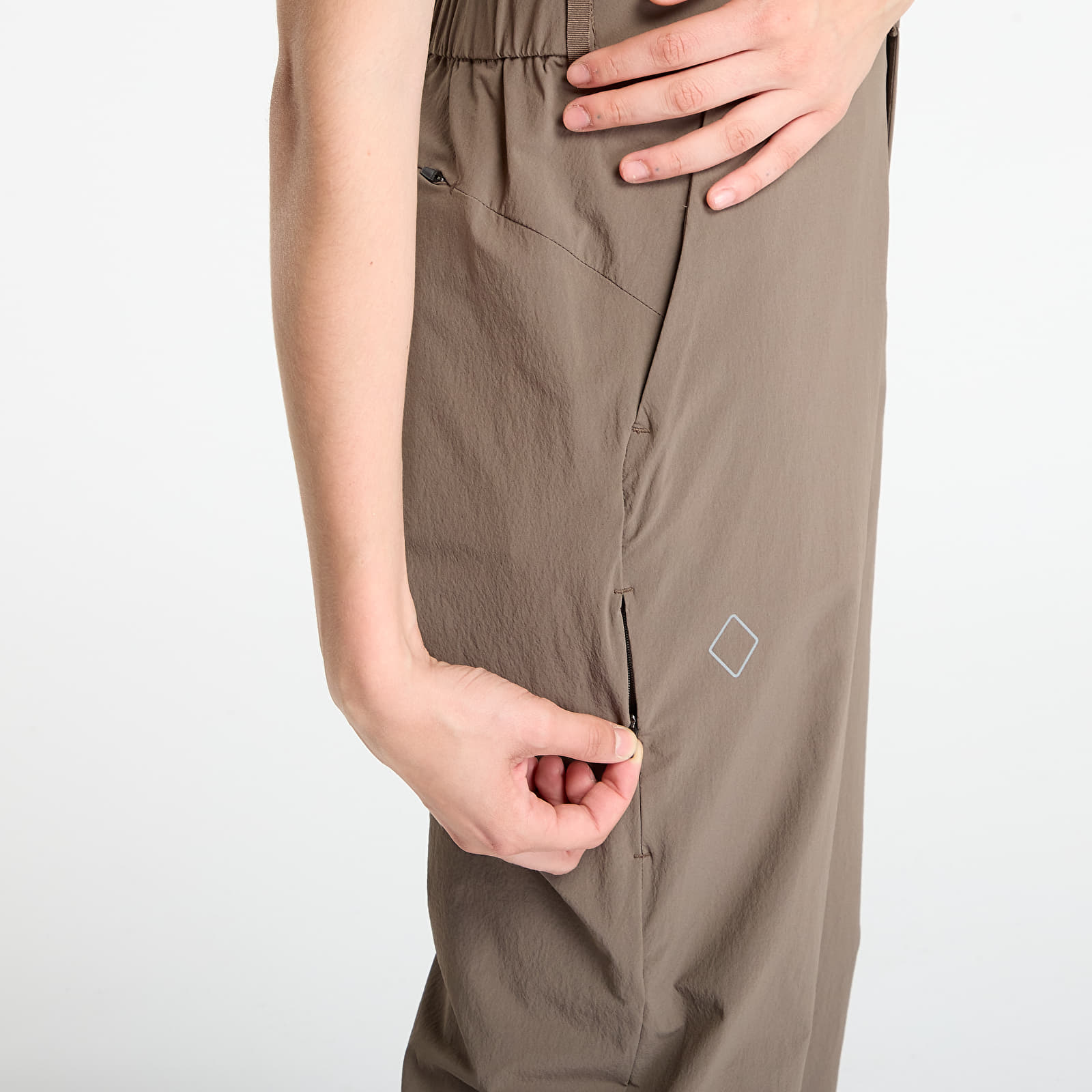 Hlače Pas Normal Studios Women's Off-Race Tech Pants Ash Brown