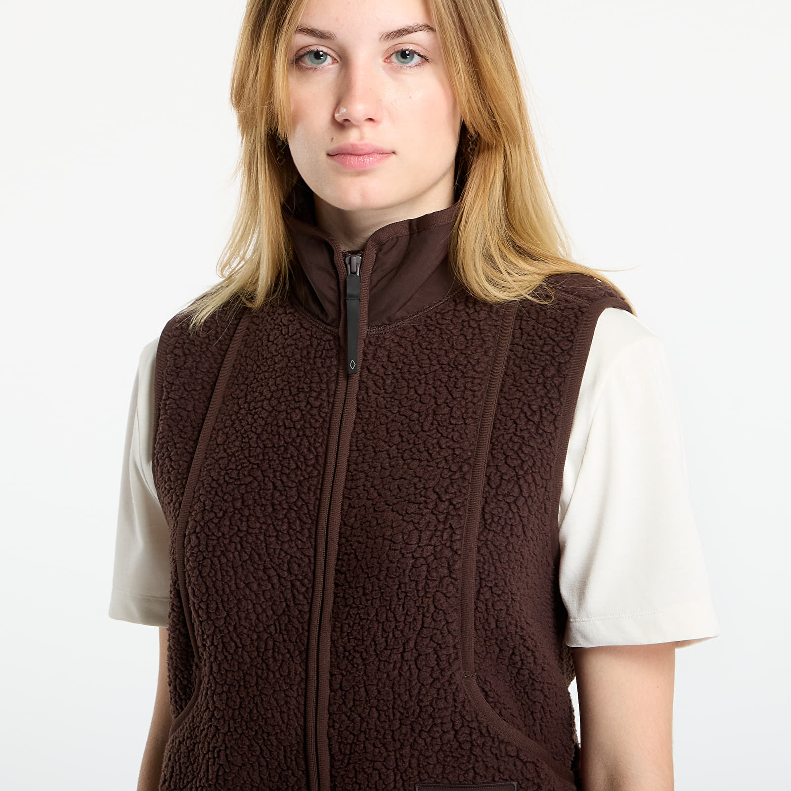 Vests Pas Normal Studios Women's Off-Race Pile Fleece Vest Light Brown