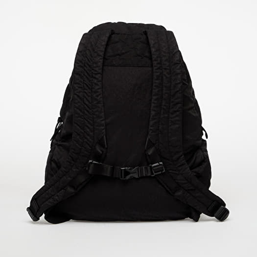 C.P. COMPANY バックパック　BLACK C.P. COMPANY lens crossbody bag black Maison De Fashion