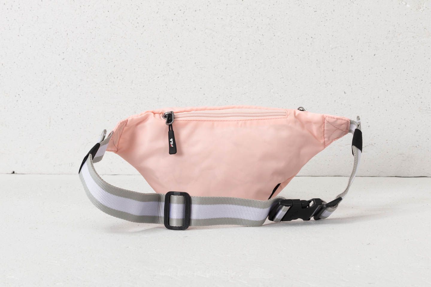Rinoneras FILA Waist Bag Peach Whip Footshop