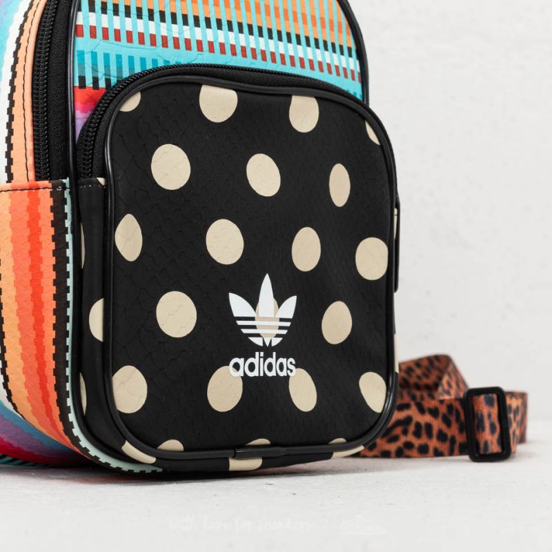 adidas backpack multicolor Young Back-to-School Creator 21L, Stone Wash Rainbow/Grey/Almost Blue, One Size its a must Adidas Blue Purple Pink Ombr
