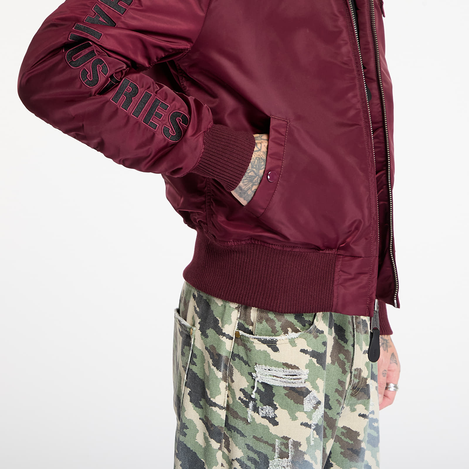 Якета Alpha Industries MA-1 D-Tec Sleeve Embroidery Dark Cherry