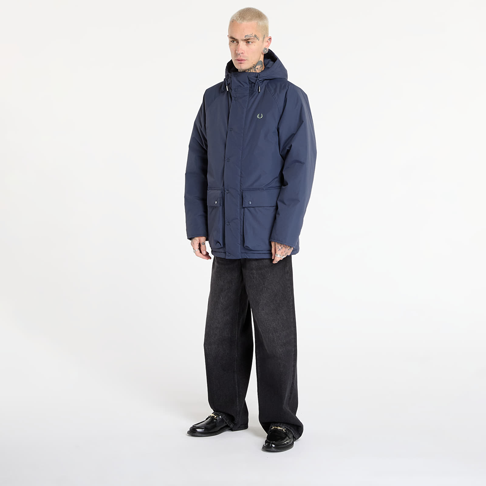 Puffejacken FRED PERRY Padded Zip Through Jacket Dark Airforce