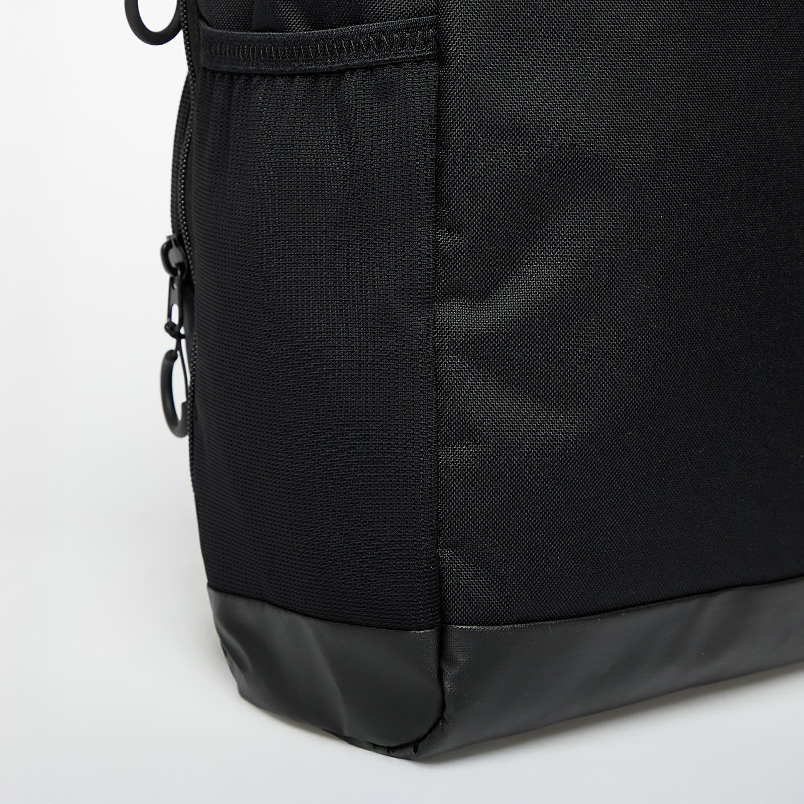 Drugi dodatki Nike Varsity Elite Basketball Shoe Bag (14L) Black/ Black/ Metallic Silver