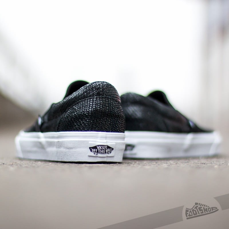 Women s shoes Vans Classic Slip On Pebble Snake Black Footshop