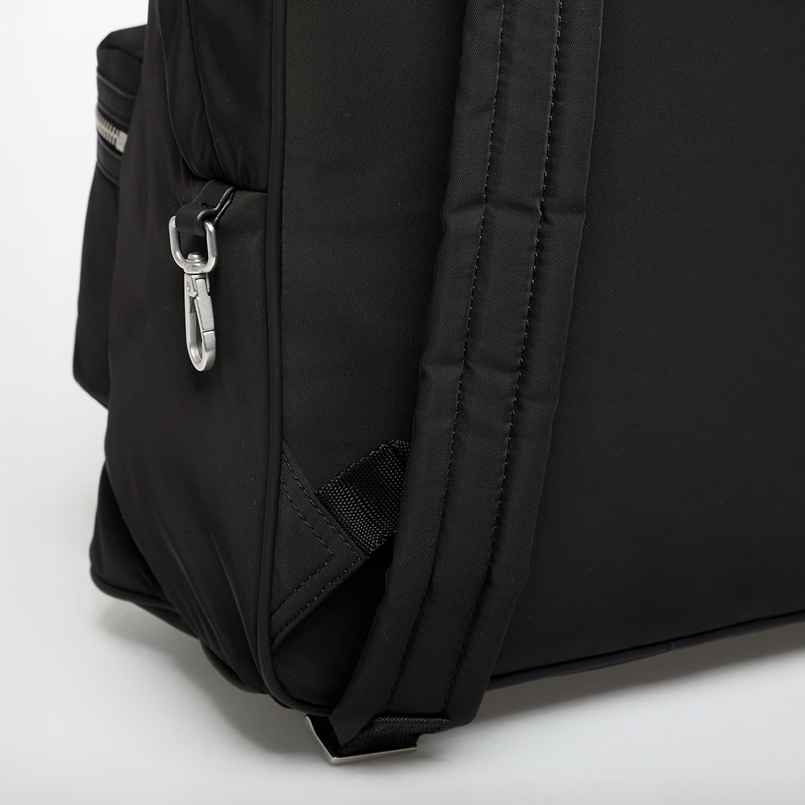 Herren Rucksäcke REPRESENT Nylon Backpack Black
