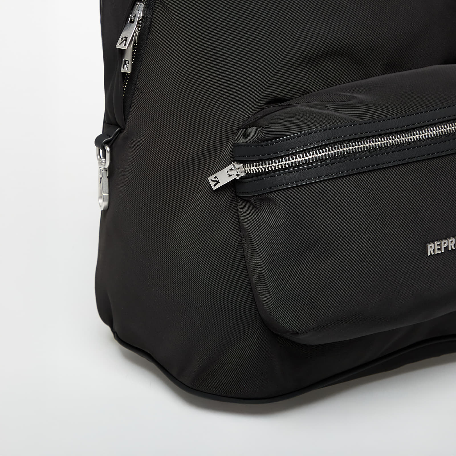 Herren Rucksäcke REPRESENT Nylon Backpack Black